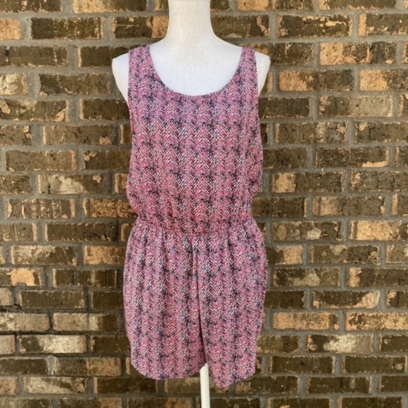 Stitch Fix Pixley Frida Romper Chiffon Size Medium Womens Neon Pink. - Picture 1 of 5